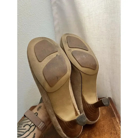 Y2K 2000s Mudd Shoes 8 Kitten Heel Moccasin Tan Suede Leather Slip On Pumps Boho - Picture 4 of 12